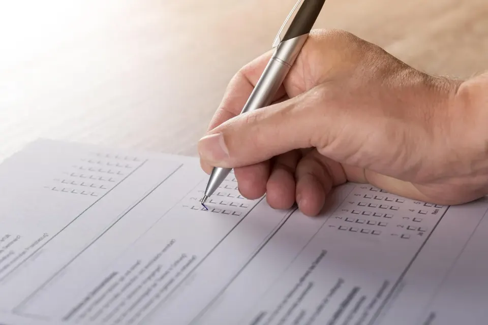 opinion poll, opinion polling, survey, voting